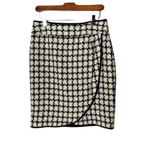 Vintage Bianca Nygard Sz 6 Black and White Houndstooth Curved Hem Pencil Skirt